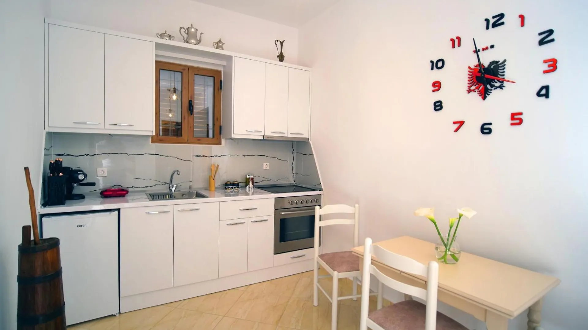 Vila Dean Hotel Berat Guest house